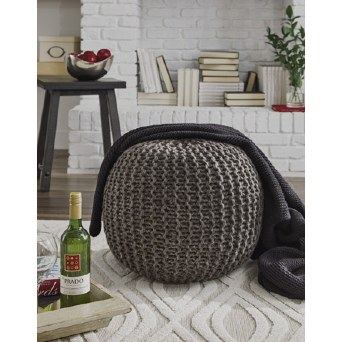 Latricia Pouf Ottomans & Poufs Ashley Furniture 10