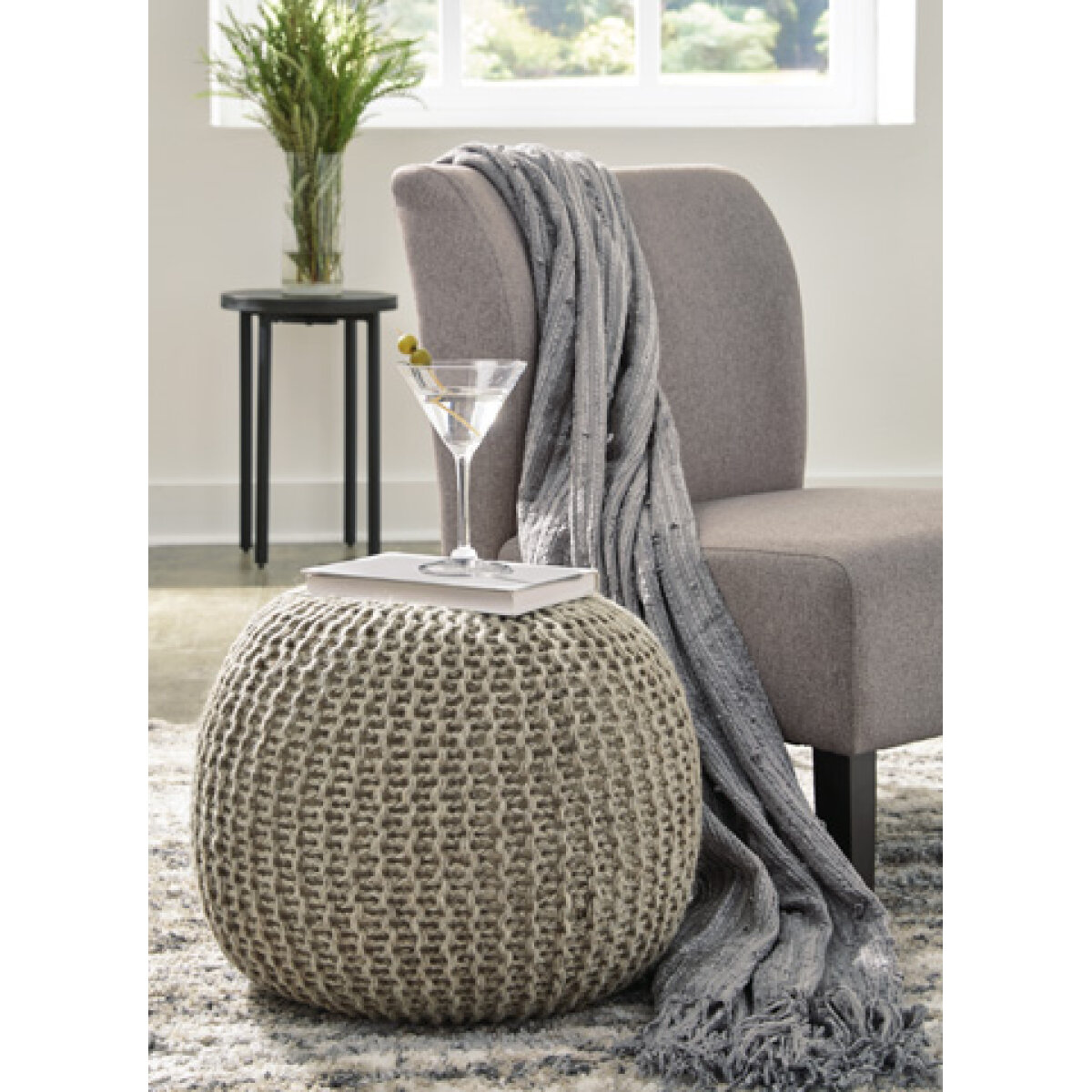 Latricia Pouf Ottomans & Poufs Ashley Furniture 10
