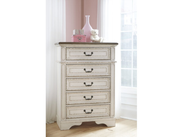 Realyn Chest of Drawers Chests Ashley Furniture