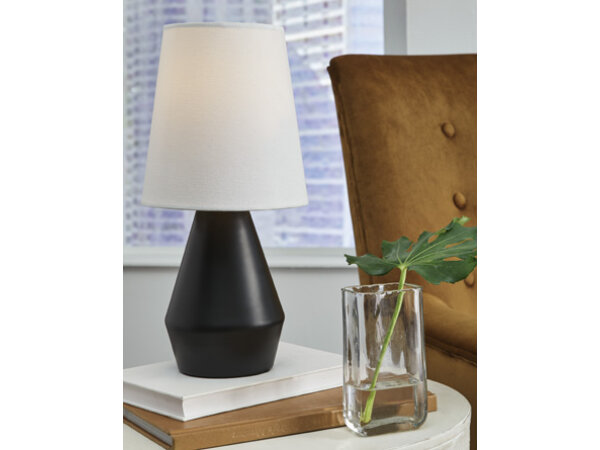 Lanry Table Lamp Lighting Ashley Furniture 10
