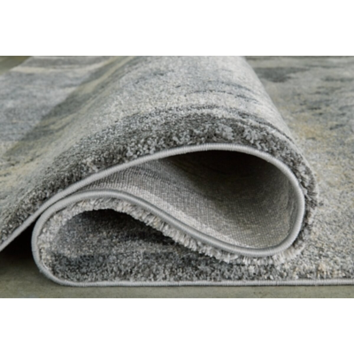 Larobin 7’10” x 10’6″ Rug Rugs Ashley Furniture 15